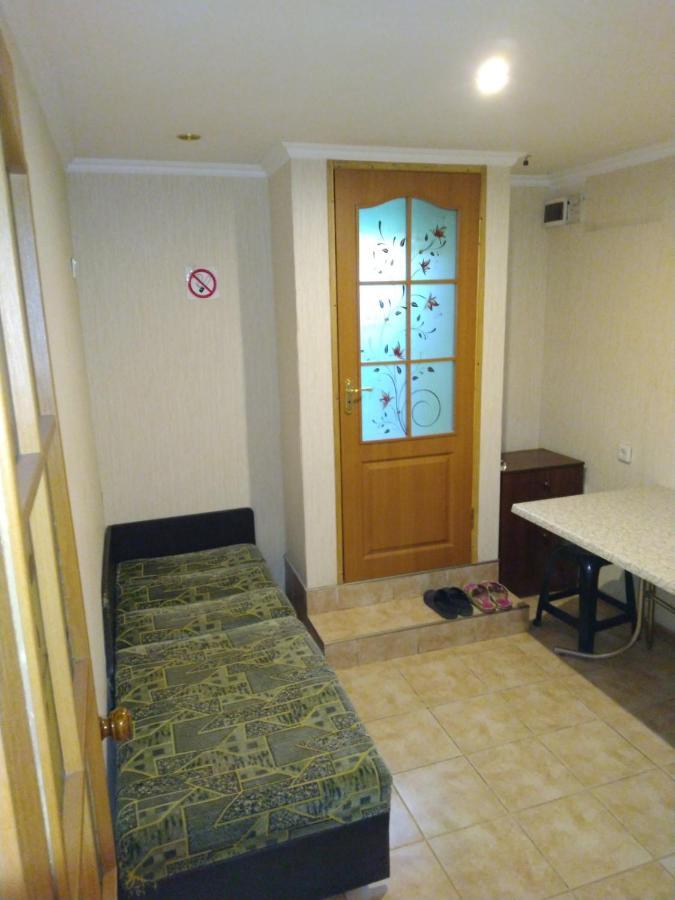 Частный Дом, Отдельный Вход И Двор Apartment Cherkasy Exterior photo